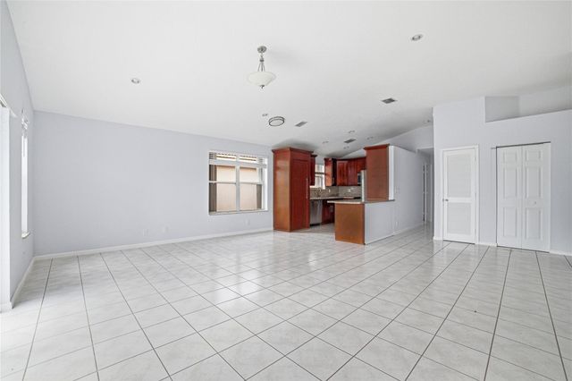 711 NW 182nd Way, Pembroke Pines, FL 33029