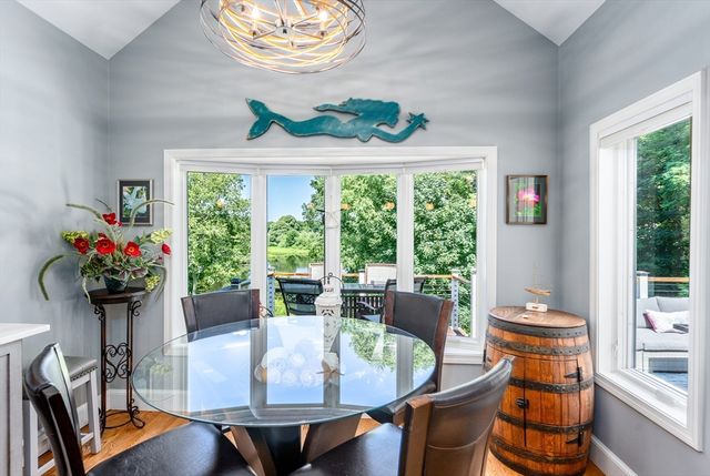 91 Acadia Dr, Barnstable, MA 02648