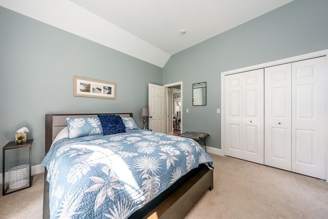 91 Acadia Dr, Barnstable, MA 02648