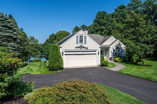 91 Acadia Dr, Barnstable, MA 02648