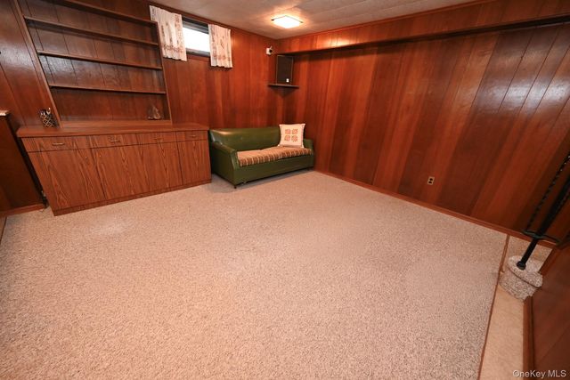 1102 Phoebe Street, Franklin Square, NY 11010