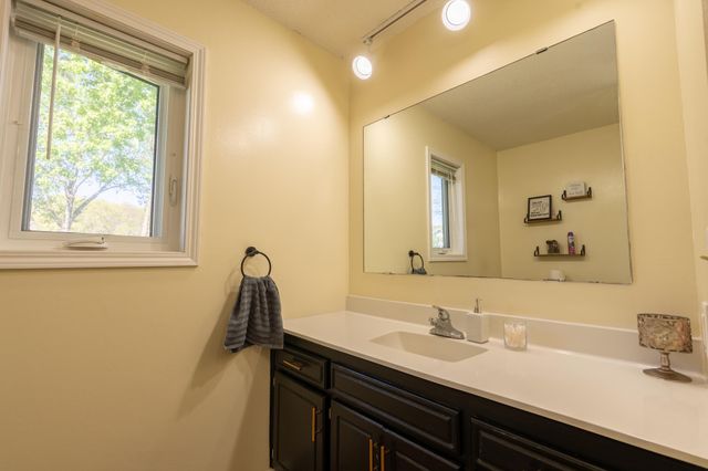 2855 Ivy Street S, Cambridge, MN 55008