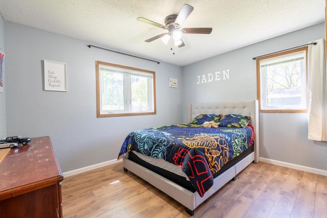 2855 Ivy Street S, Cambridge, MN 55008