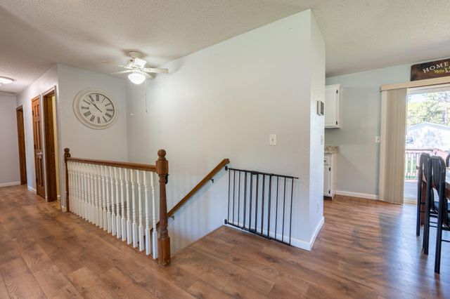 2855 Ivy Street S, Cambridge, MN 55008