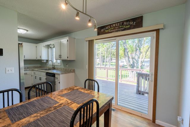 2855 Ivy Street S, Cambridge, MN 55008