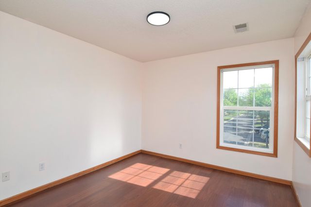 7559 Derby Lane, Shakopee, MN 55379