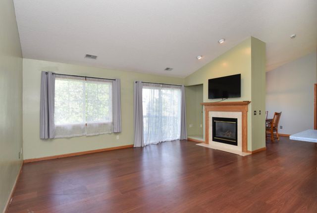 7559 Derby Lane, Shakopee, MN 55379
