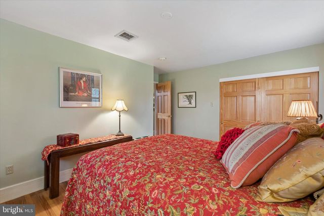 1240 STUMP RD, North Wales, PA 19454