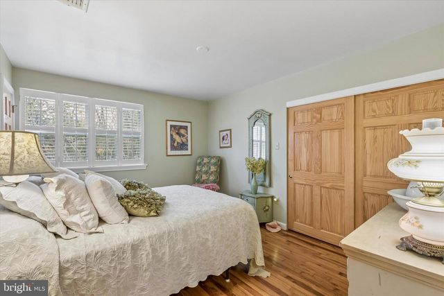 1240 STUMP RD, North Wales, PA 19454