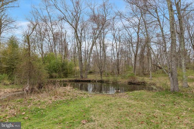 1240 STUMP RD, North Wales, PA 19454