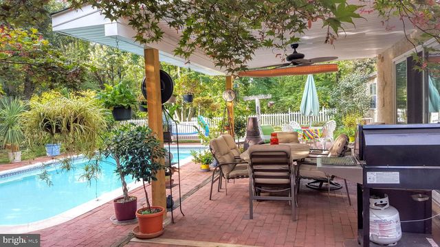 1240 STUMP RD, North Wales, PA 19454