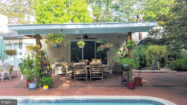 1240 STUMP RD, North Wales, PA 19454