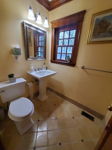 72 Charlemont Street, Newton, MA 02461