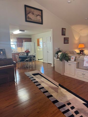 162 B Neighborly Way, Somerset, KY 42503