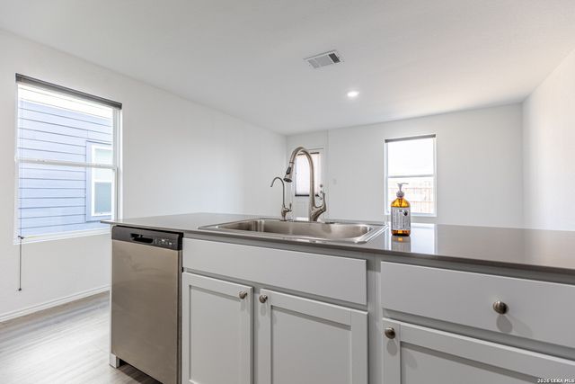 7606 Chancery Gate, San Antonio, TX 78253