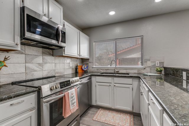 9506 Autumn Grove, San Antonio, TX 78254