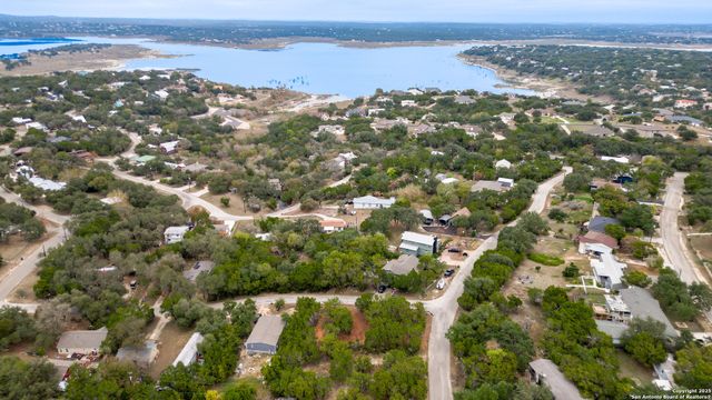 799 Hillside, Canyon Lake, TX 78133