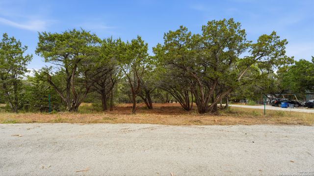 799 Hillside, Canyon Lake, TX 78133