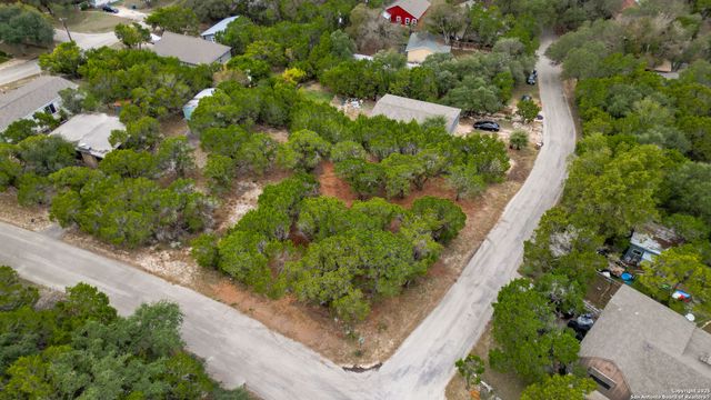 799 Hillside, Canyon Lake, TX 78133