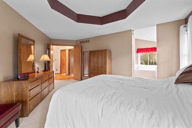 43540 Inglenook Court, Sterling Heights, MI 48314