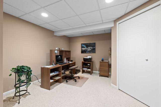 43540 Inglenook Court, Sterling Heights, MI 48314