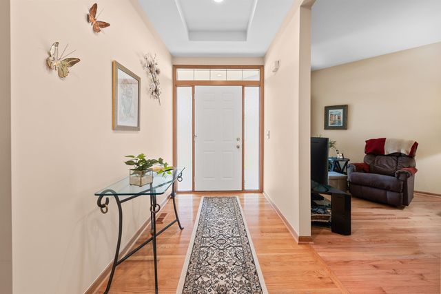 43540 Inglenook Court, Sterling Heights, MI 48314