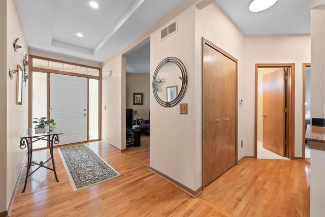 43540 Inglenook Court, Sterling Heights, MI 48314