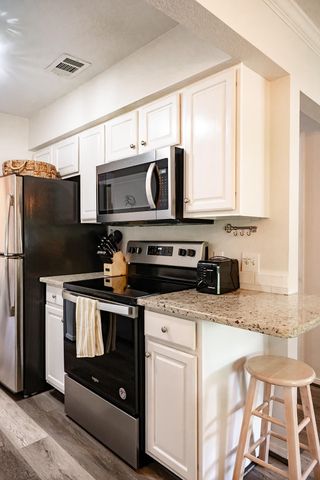 7 Clipper Ct, St Augustine, FL 32080