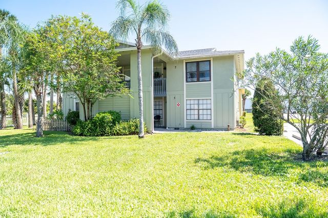 7 Clipper Ct, St Augustine, FL 32080