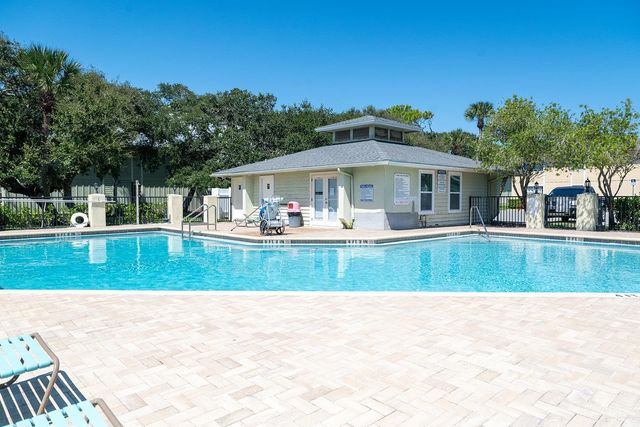 7 Clipper Ct, St Augustine, FL 32080