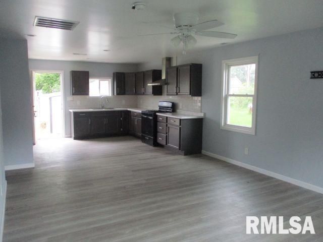 3128 W HUMBOLDT Street, Peoria, IL 61605