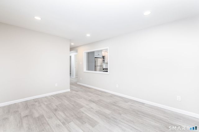 14 Bridgeport Avenue, Bristol, CT 06010