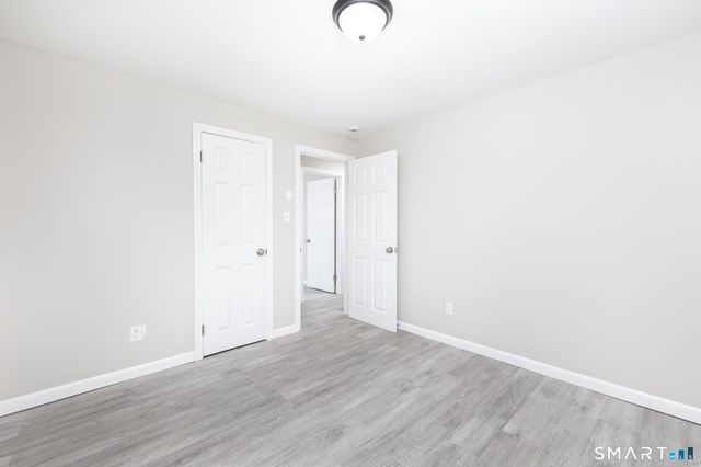 14 Bridgeport Avenue, Bristol, CT 06010