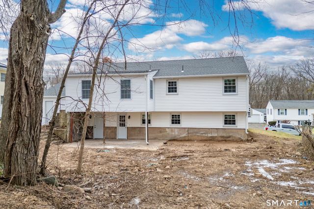 14 Bridgeport Avenue, Bristol, CT 06010