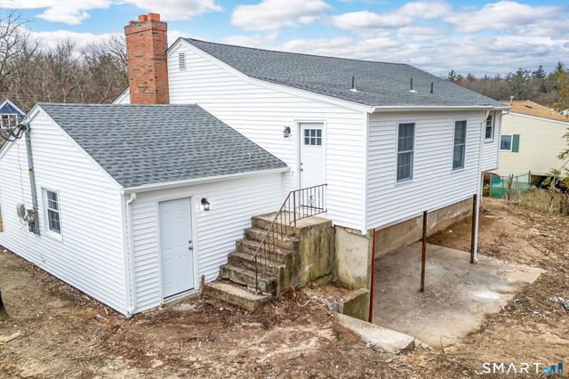 14 Bridgeport Avenue, Bristol, CT 06010