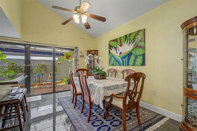 6671 SW 70th Terrace 20, South Miami, FL 33143