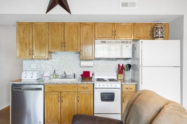 510 Abby Lane 6, Branson, MO 65616