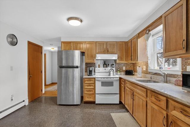 24 Oak Ridge Circle, Lynn, MA 01904