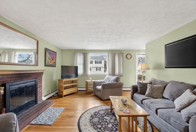 24 Oak Ridge Circle, Lynn, MA 01904