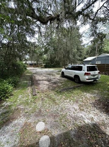725 NE 5TH AVENUE, Gainesville, FL 32601
