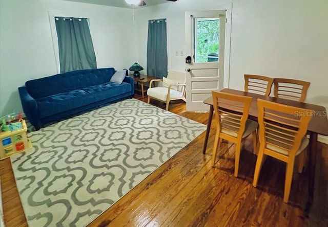 725 NE 5TH AVENUE, Gainesville, FL 32601