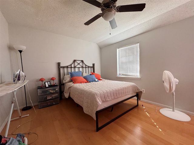 3007 Valley Meadow Drive 3005, Dallas, TX 75220