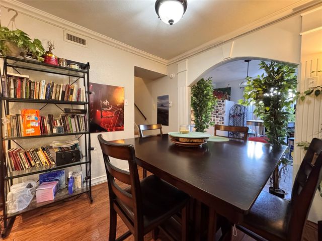 3007 Valley Meadow Drive 3005, Dallas, TX 75220