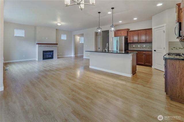 7623 163rd Street Ct E, Puyallup, WA 98375