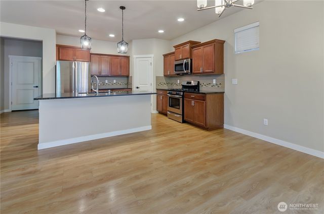 7623 163rd Street Ct E, Puyallup, WA 98375