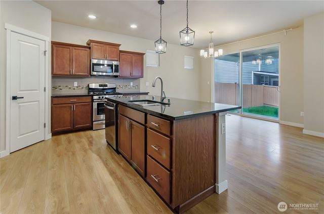 7623 163rd Street Ct E, Puyallup, WA 98375