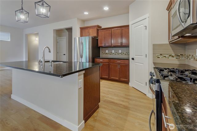 7623 163rd Street Ct E, Puyallup, WA 98375