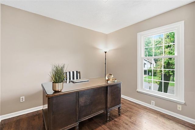 12903 W 77th Terrace, Lenexa, KS 66216