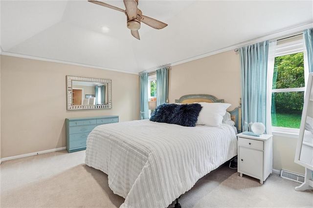 12903 W 77th Terrace, Lenexa, KS 66216