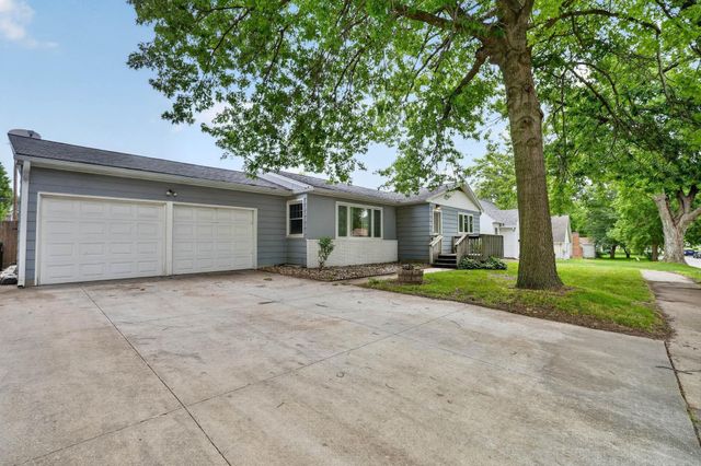 216 Hartman Avenue, Waterloo, IA 50701